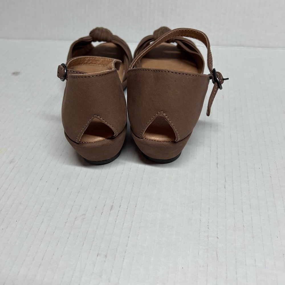 Gentle Souls Tan Women's Sandals By Kenneth Cole - Picture 6 of 8